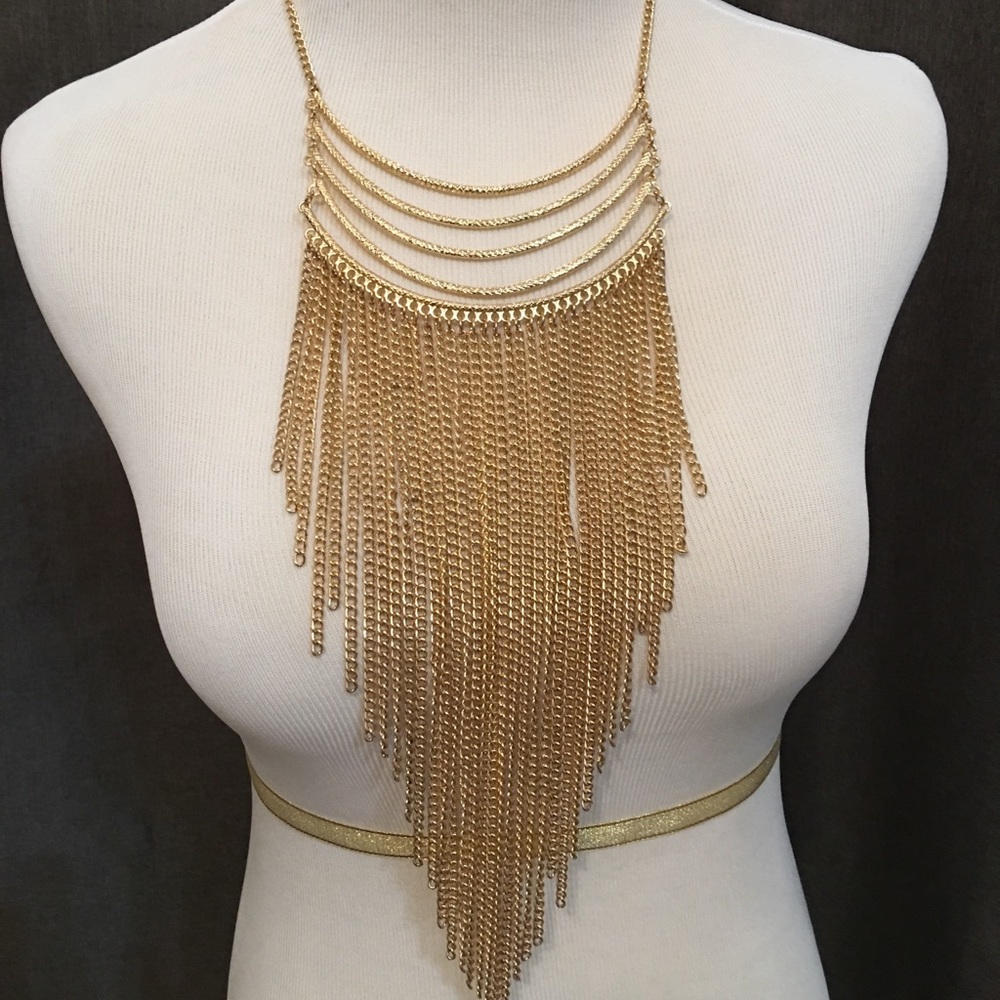 Statement necklace